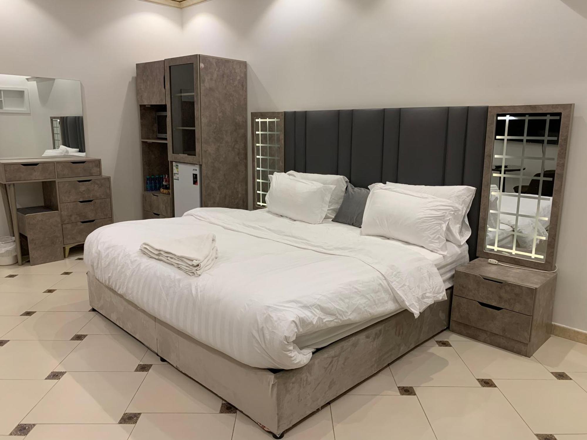 אל אולה Friday Suites מראה חיצוני תמונה
